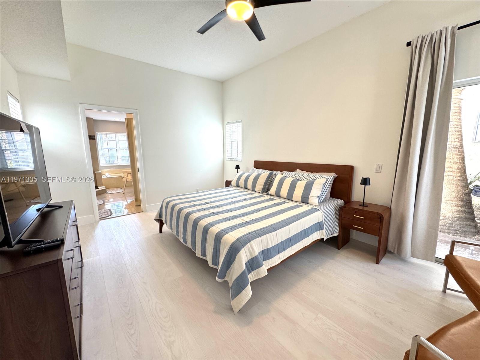 1540 Seabay Road Weston, FL 33326 - Photo 18 of 32