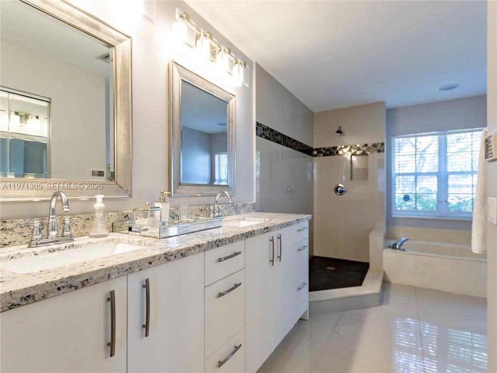 1540 Seabay Road Weston, FL 33326 - Photo 21 of 32