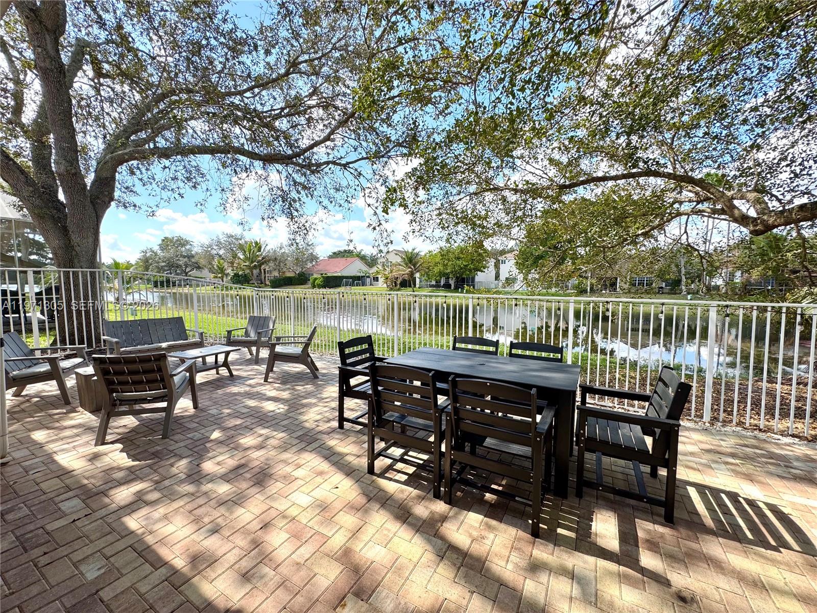 1540 Seabay Road Weston, FL 33326 - Photo 25 of 32