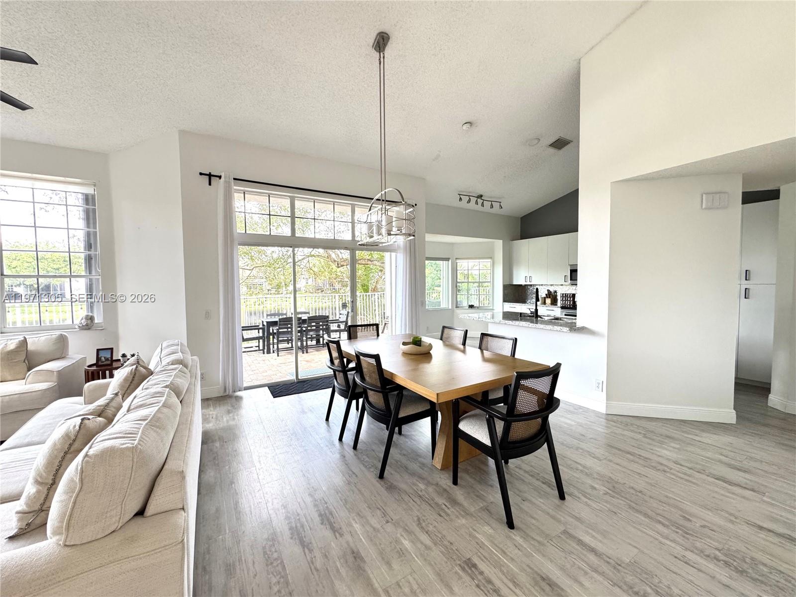 1540 Seabay Road Weston, FL 33326 - Photo 7 of 32