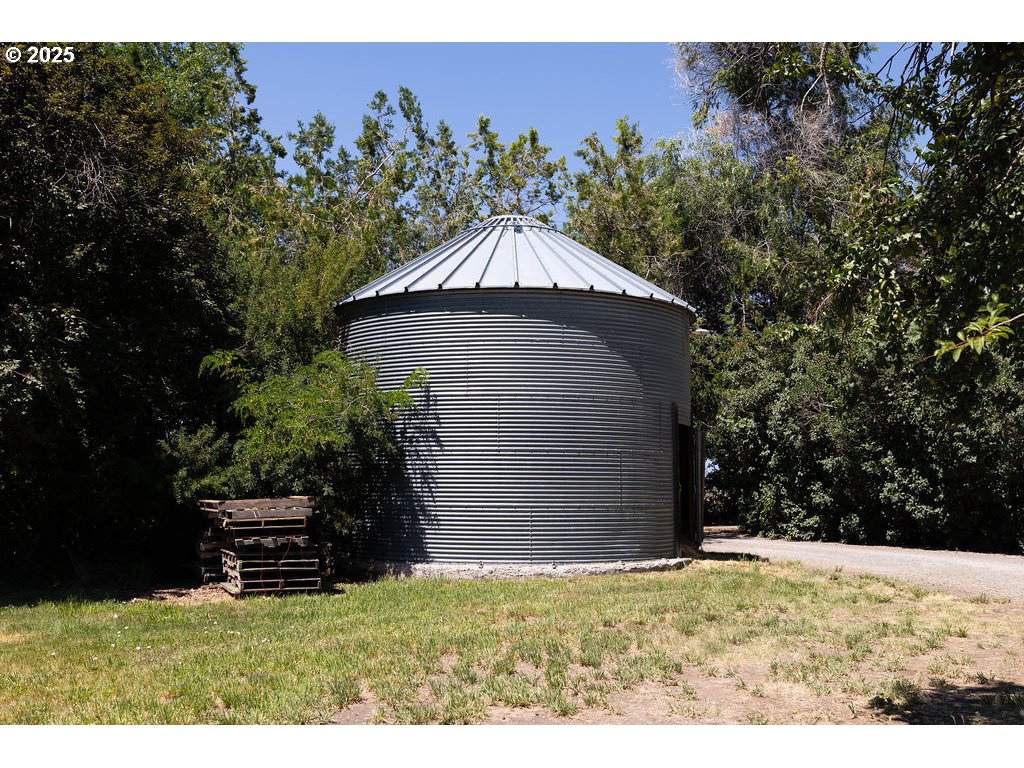 57881 Godley Road Union, OR 97883 - Photo 3 of 44 Silo