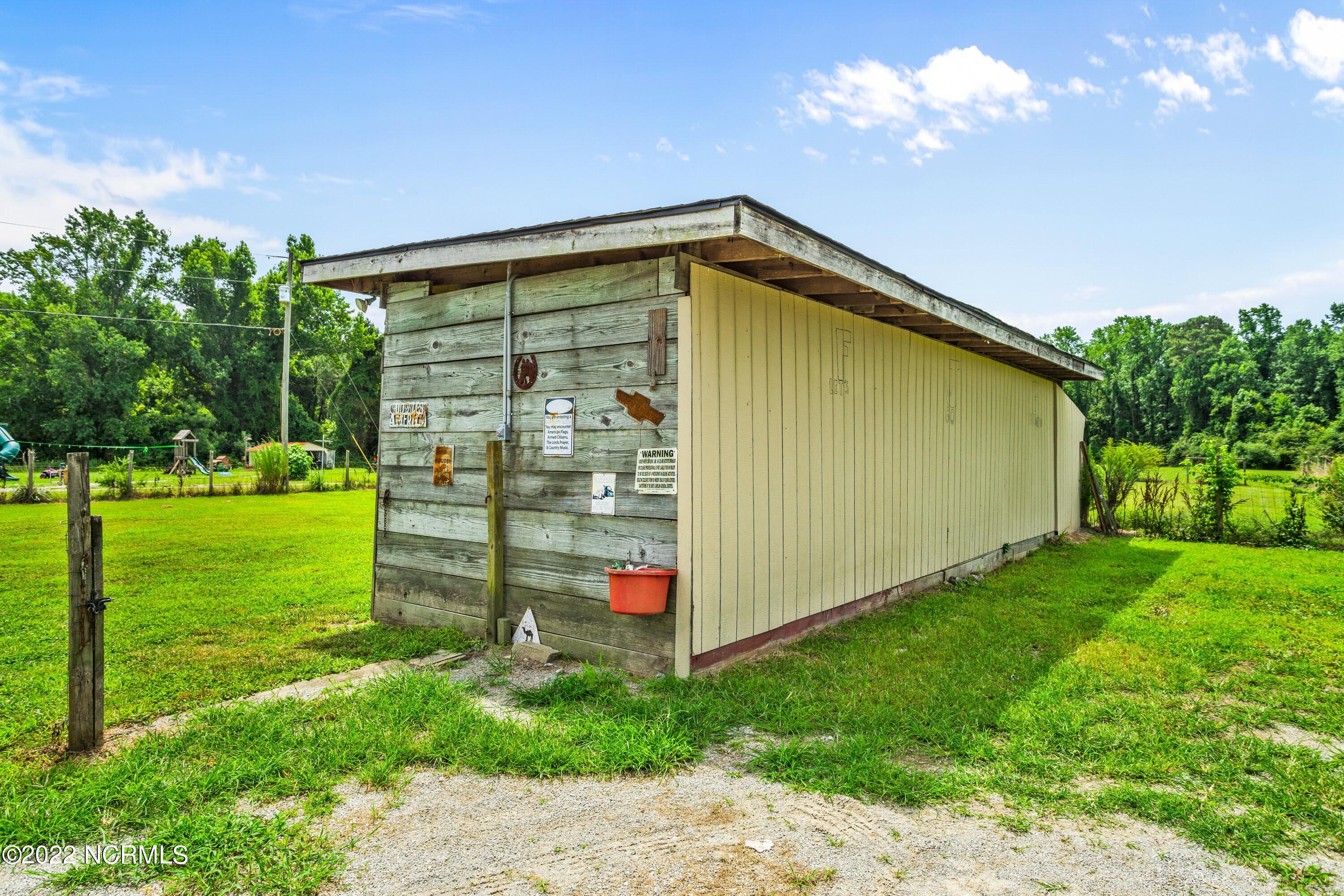 1388 Deppe Loop Road Maysville, NC 28555 - Photo 13 of 29 barn workshop