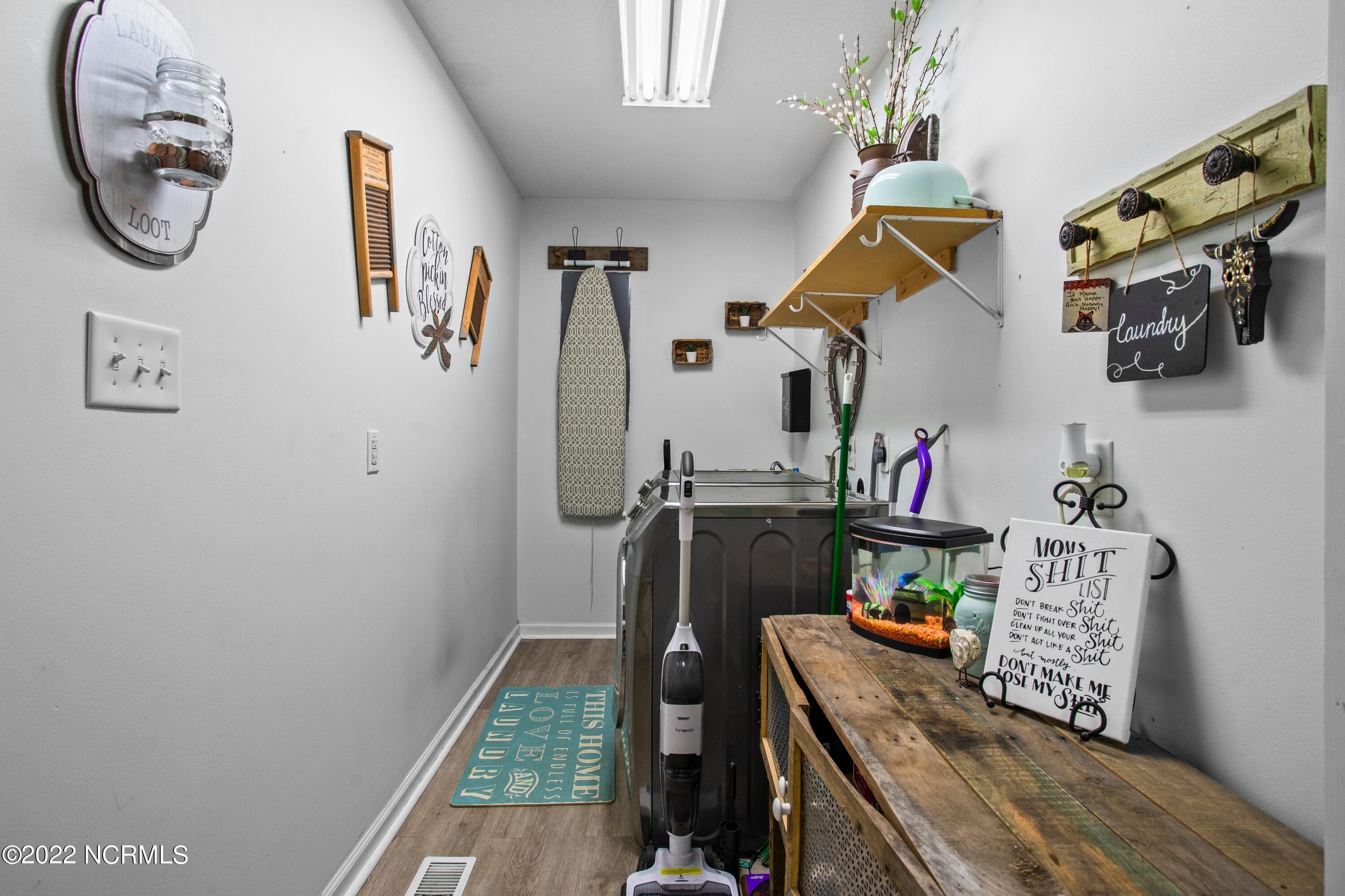 1388 Deppe Loop Road Maysville, NC 28555 - Photo 18 of 29 laundry room