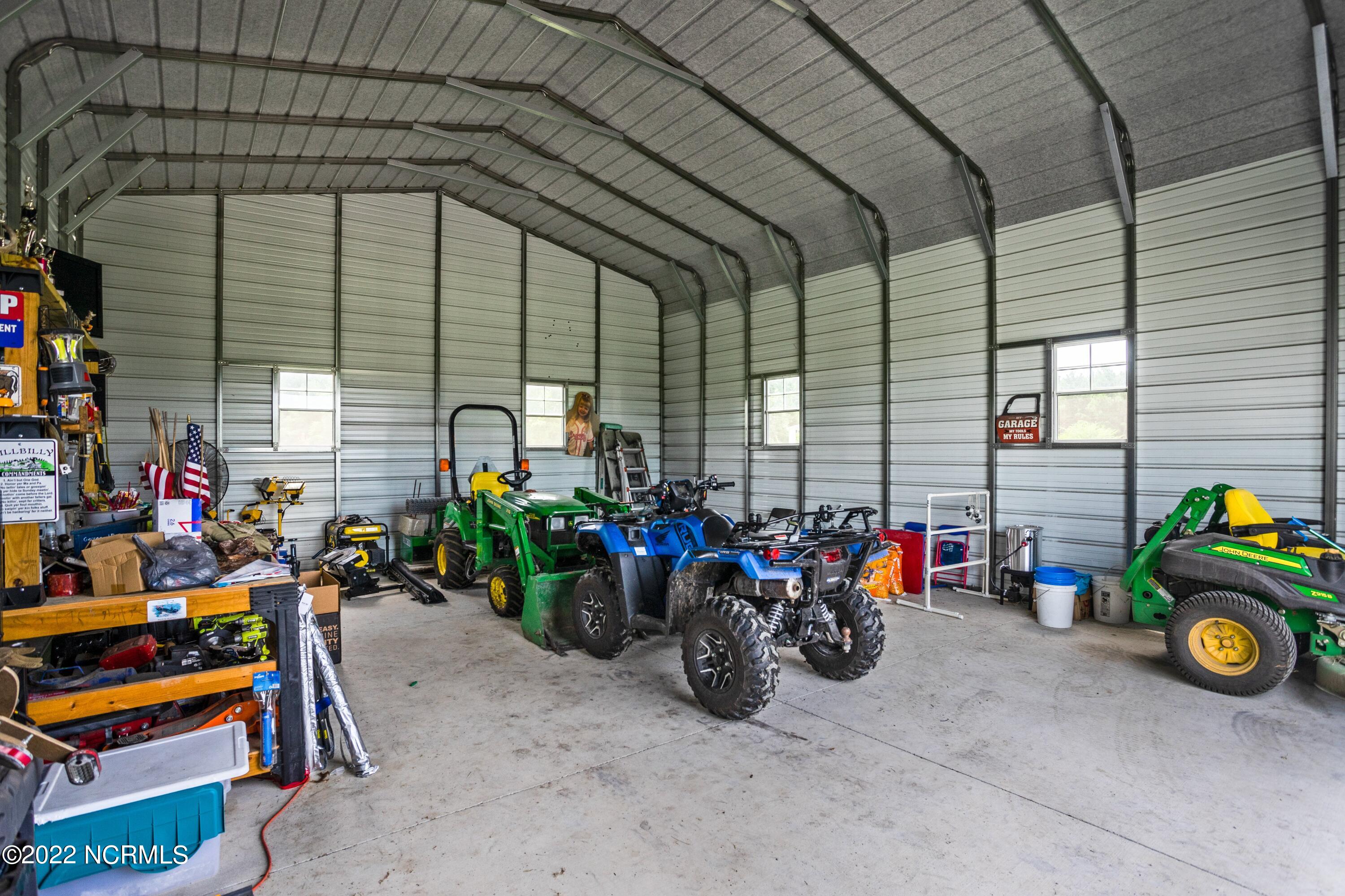 1388 Deppe Loop Road Maysville, NC 28555 - Photo 5 of 29 building