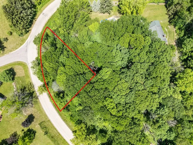 $21,900 | Lt 32-goldfinch West Lt 32-goldfinch W Redstone La, La Valle, WI 53941