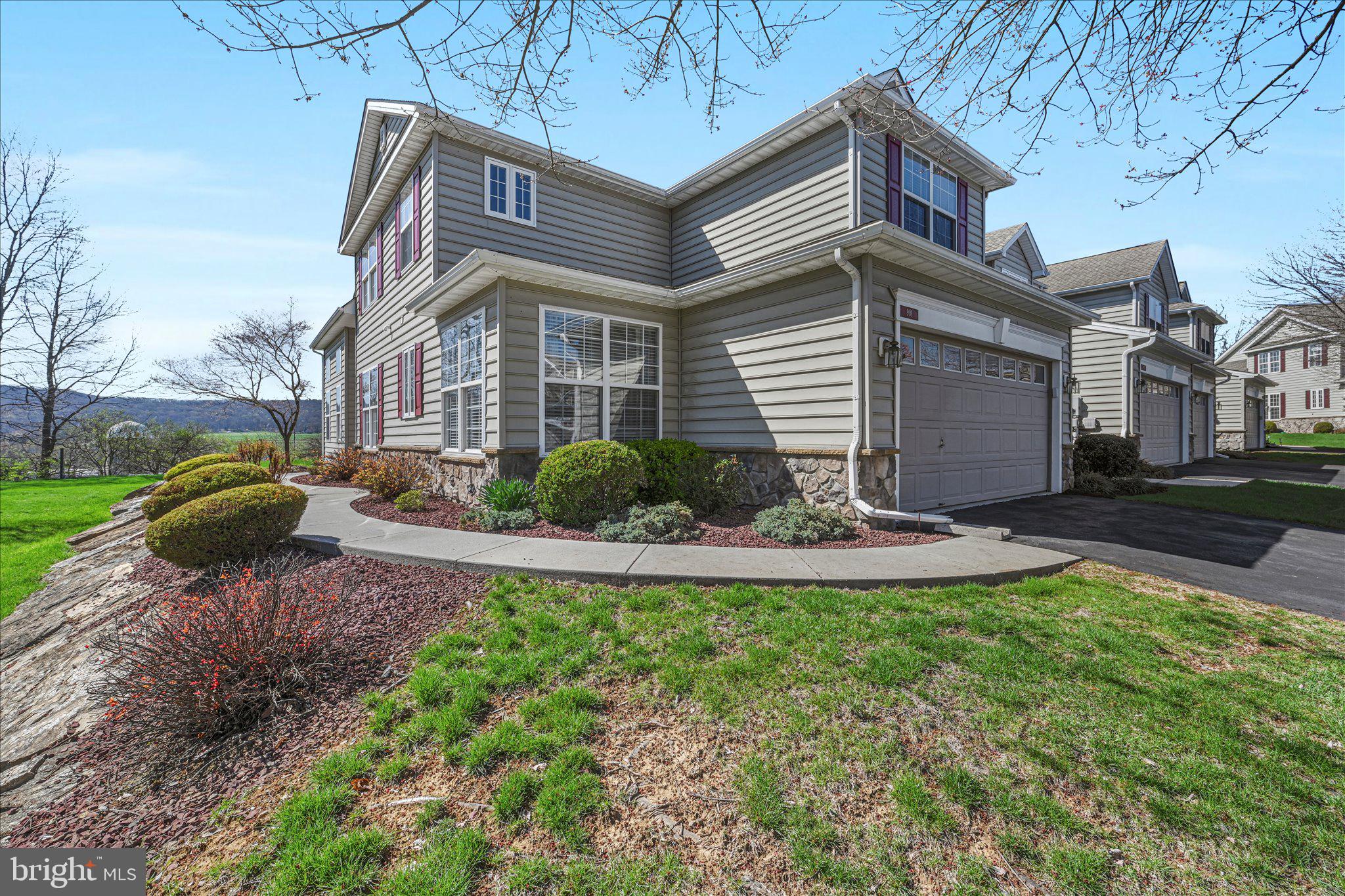 901 Ridgeview Drive Morgantown, PA 19543 - Photo 1 of 36