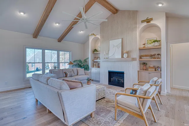 $849,000 | 8818 Jenkins Drive, Evansville, IN 47725