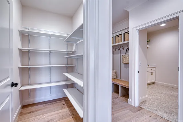 $849,000 | 8818 Jenkins Drive, Evansville, IN 47725