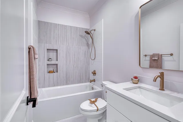 $849,000 | 8818 Jenkins Drive, Evansville, IN 47725