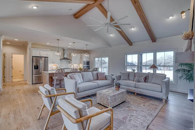 $849,000 | 8818 Jenkins Drive, Evansville, IN 47725