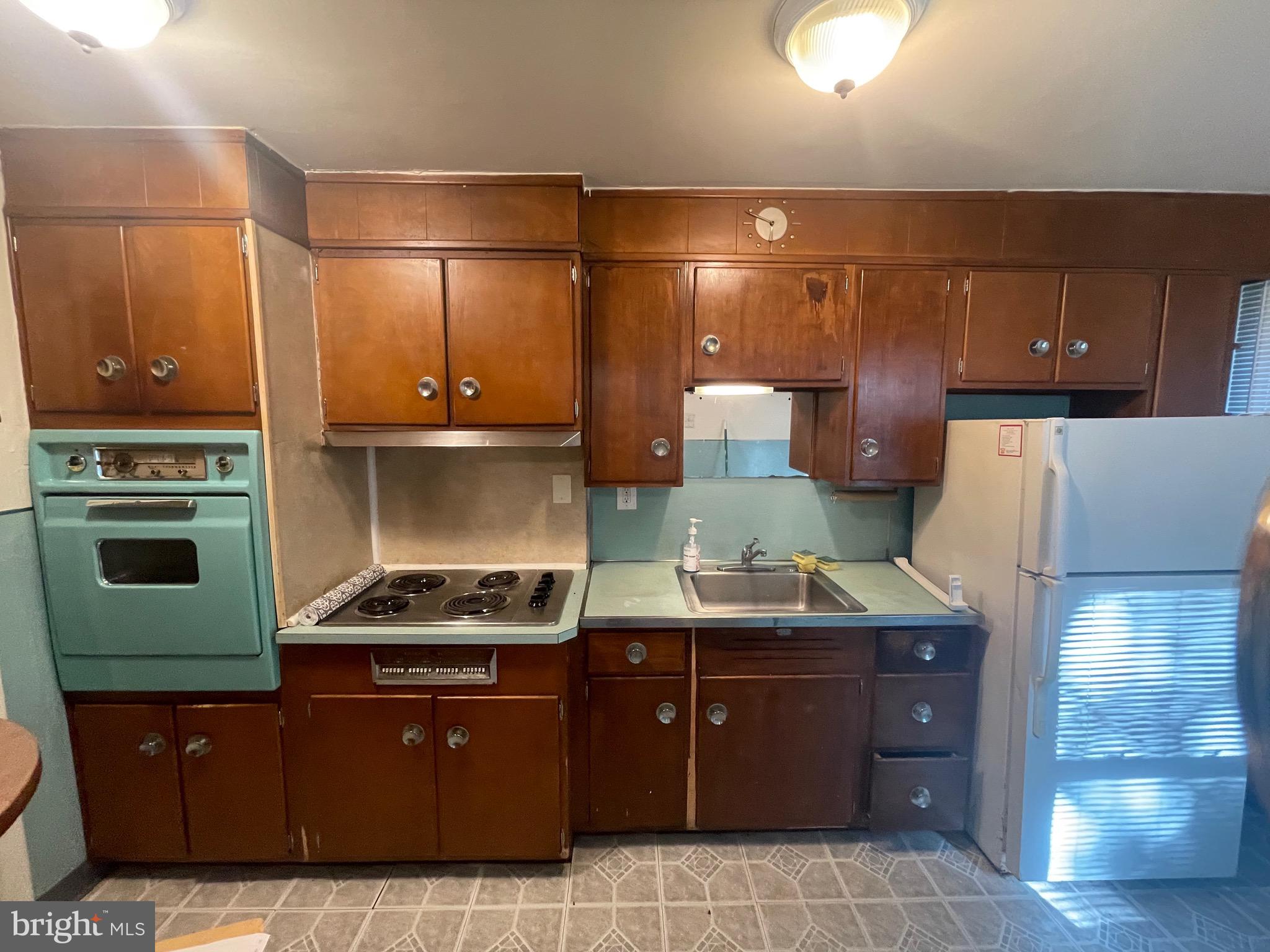 3012 Porter Road Camden, NJ 08104 - Photo 8 of 23