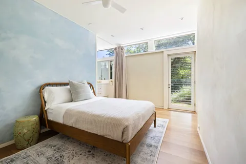 $3,195,000 | 73 Laurel Lane, Sag Harbor, NY 11963