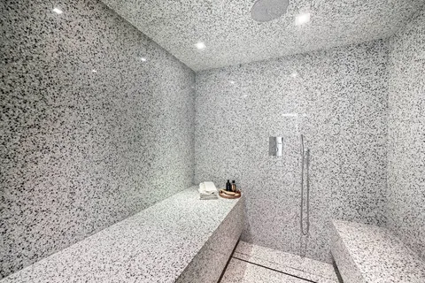 $3,195,000 | 73 Laurel Lane, Sag Harbor, NY 11963