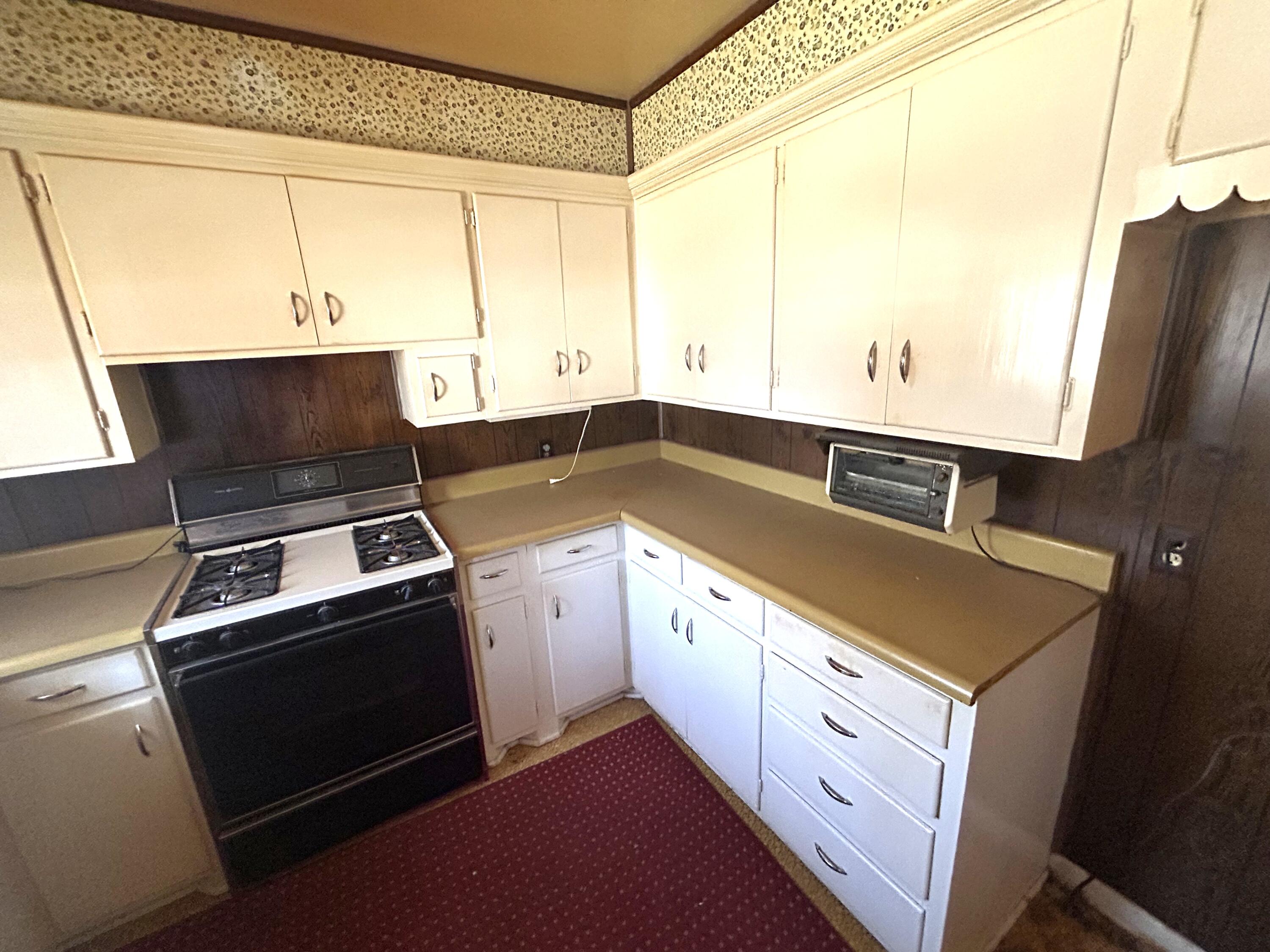 2406 48th Street Lubbock, TX 79412 - Photo 5 of 14 IMG_3175