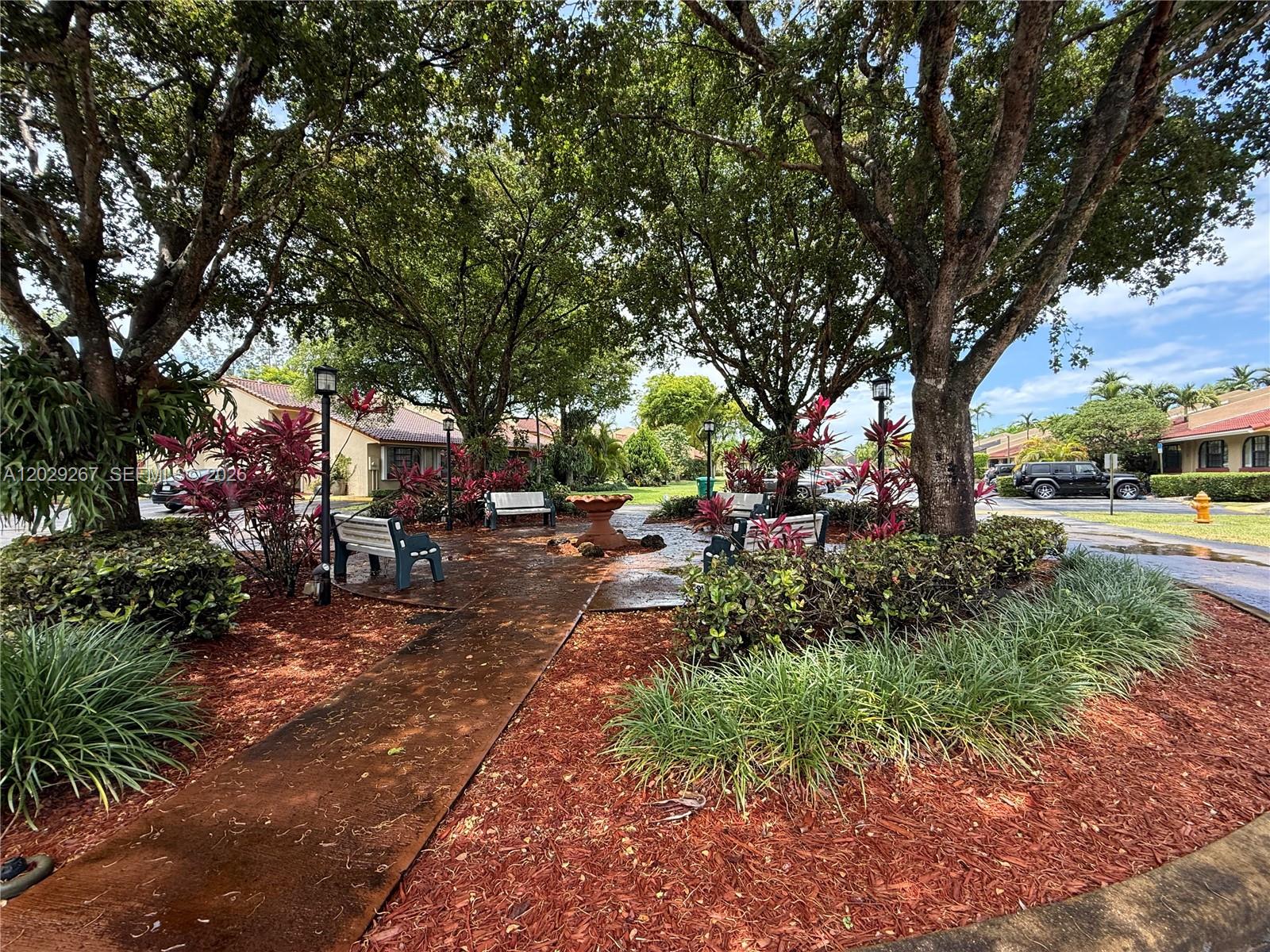 11812 Southwest 103rd Lane Miami, FL 33186 - Photo 29 of 32