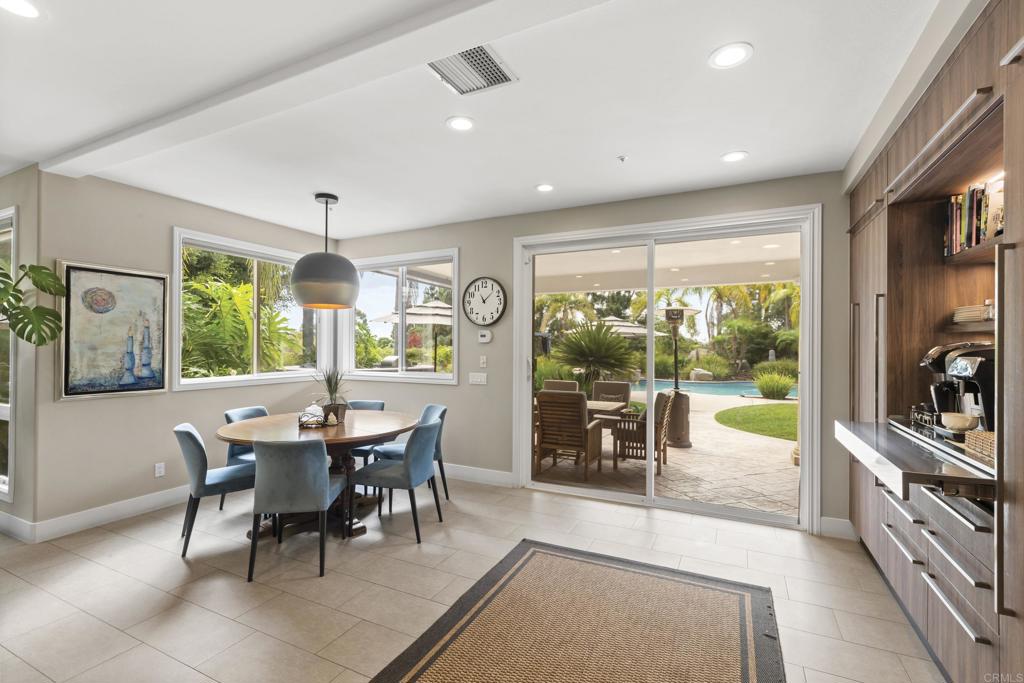 6805 Farms View Court Rancho Santa Fe, CA 92067 - Photo 14 of 38