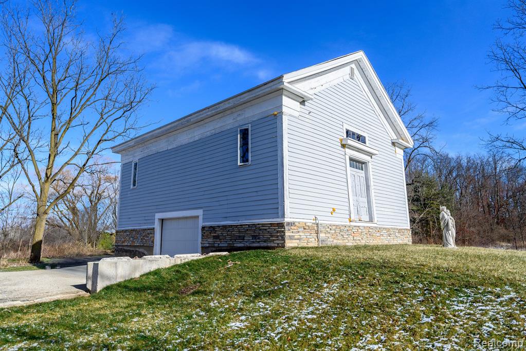 56180 10 Mile Road South Lyon, MI 48178 - Photo 25 of 36 Gallery Image 25