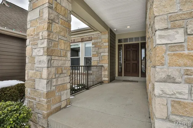 $525,000 | 502 Trevi Lane, Ellisville, MO 63011