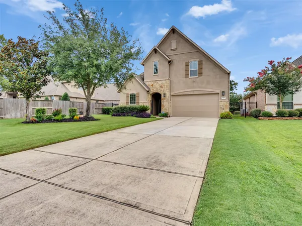 $635,000 | 8911 Leaning Hollow Lane, Spring, TX 77379