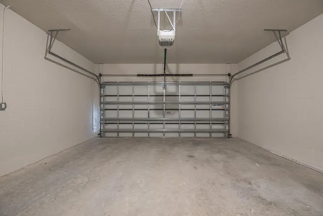 $445,000 | 3916 Southeast Mentmore Lane, Stuart, FL 34997