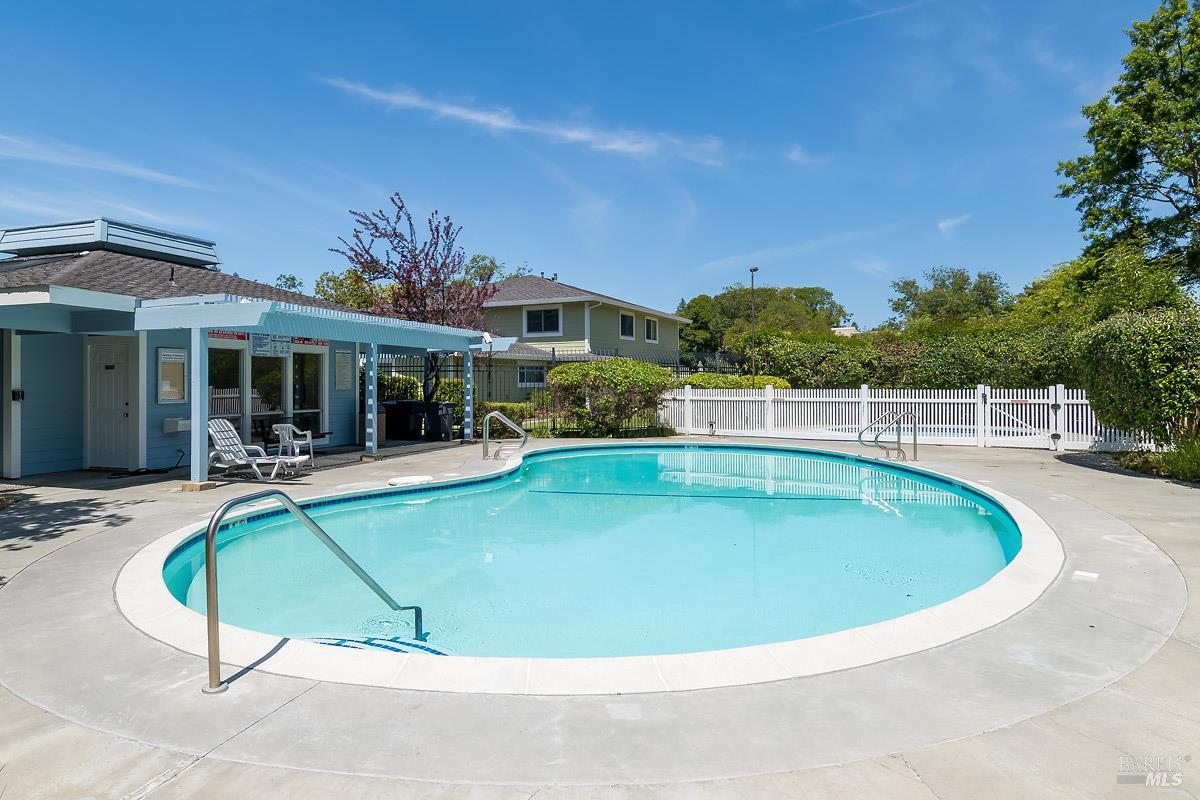 33 Inyo Circle Novato, CA 94947 - Photo 22 of 29