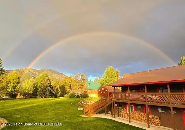 $1,680,000 | 630 Grandview Drive, Alpine, WY 83128