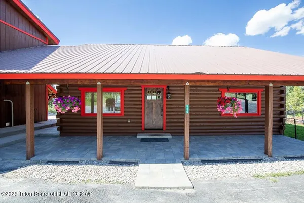 $1,525,000 | 630 Grandview Drive, Alpine, WY 83128