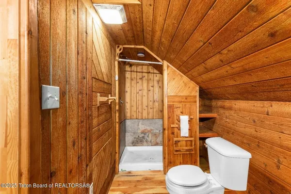 $1,525,000 | 630 Grandview Drive, Alpine, WY 83128