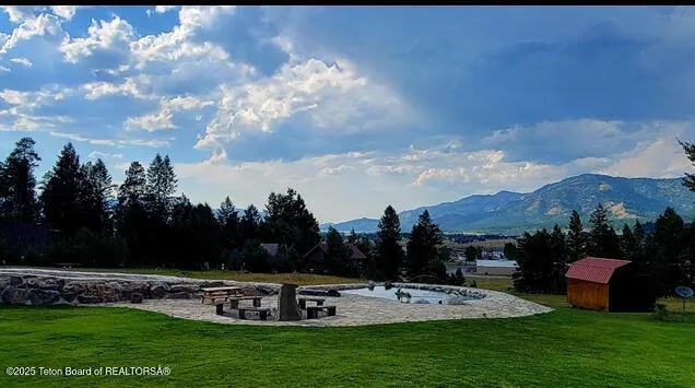 $1,680,000 | 630 Grandview Drive, Alpine, WY 83128