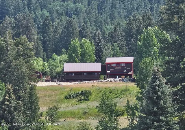 $1,680,000 | 630 Grandview Drive, Alpine, WY 83128
