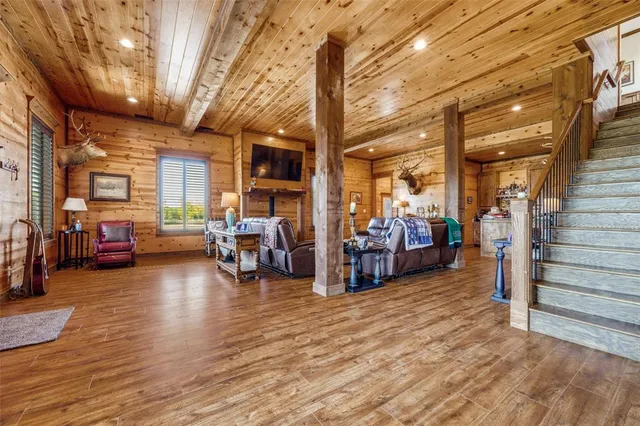 $3,499,000 | 17019 County Road 706, Leonard, TX 75452