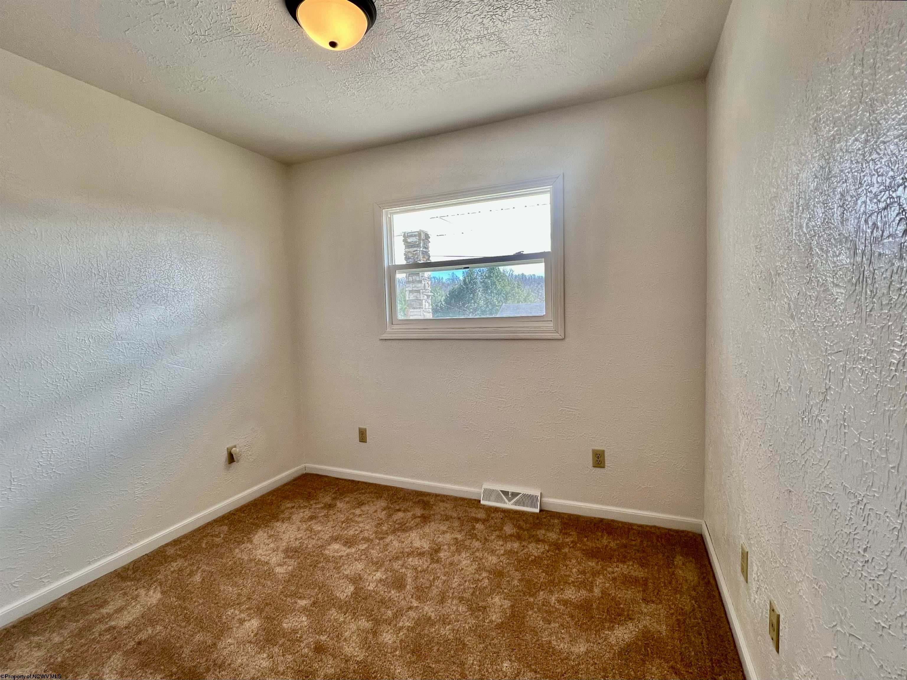 1615 Clifton Road Fairmont, WV 26554 - Photo 15 of 22 Gallery Image 15