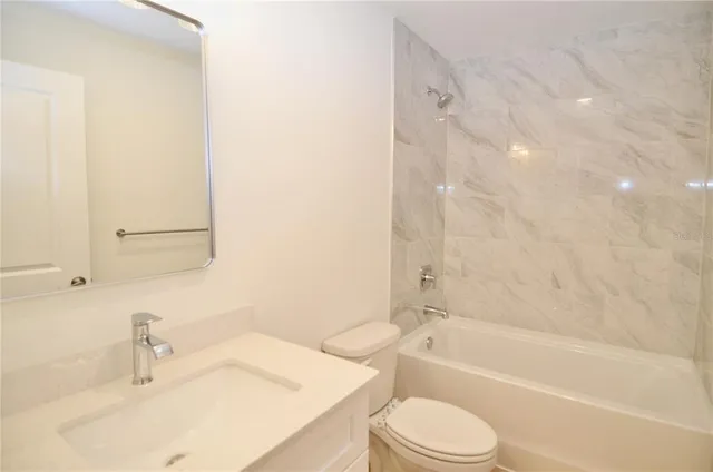 $1,990 | 2300 Nordendale Boulevard, North Port, FL 34288