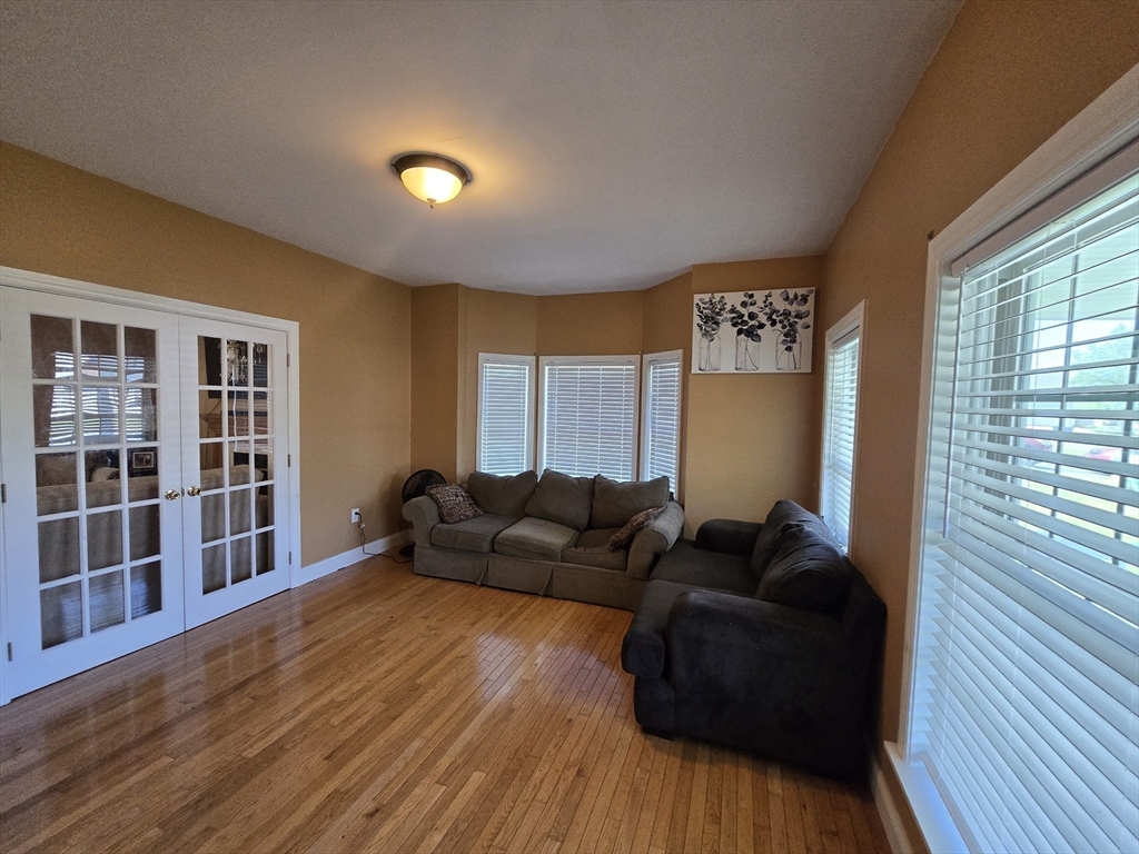 4 Panarelli Way Webster, MA 01570 - Photo 8 of 39