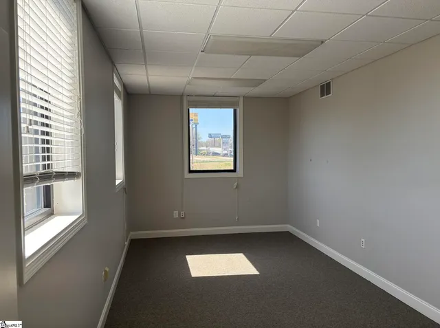 $3,000 | 3220 Wade Hampton Boulevard, Taylors, SC 29687