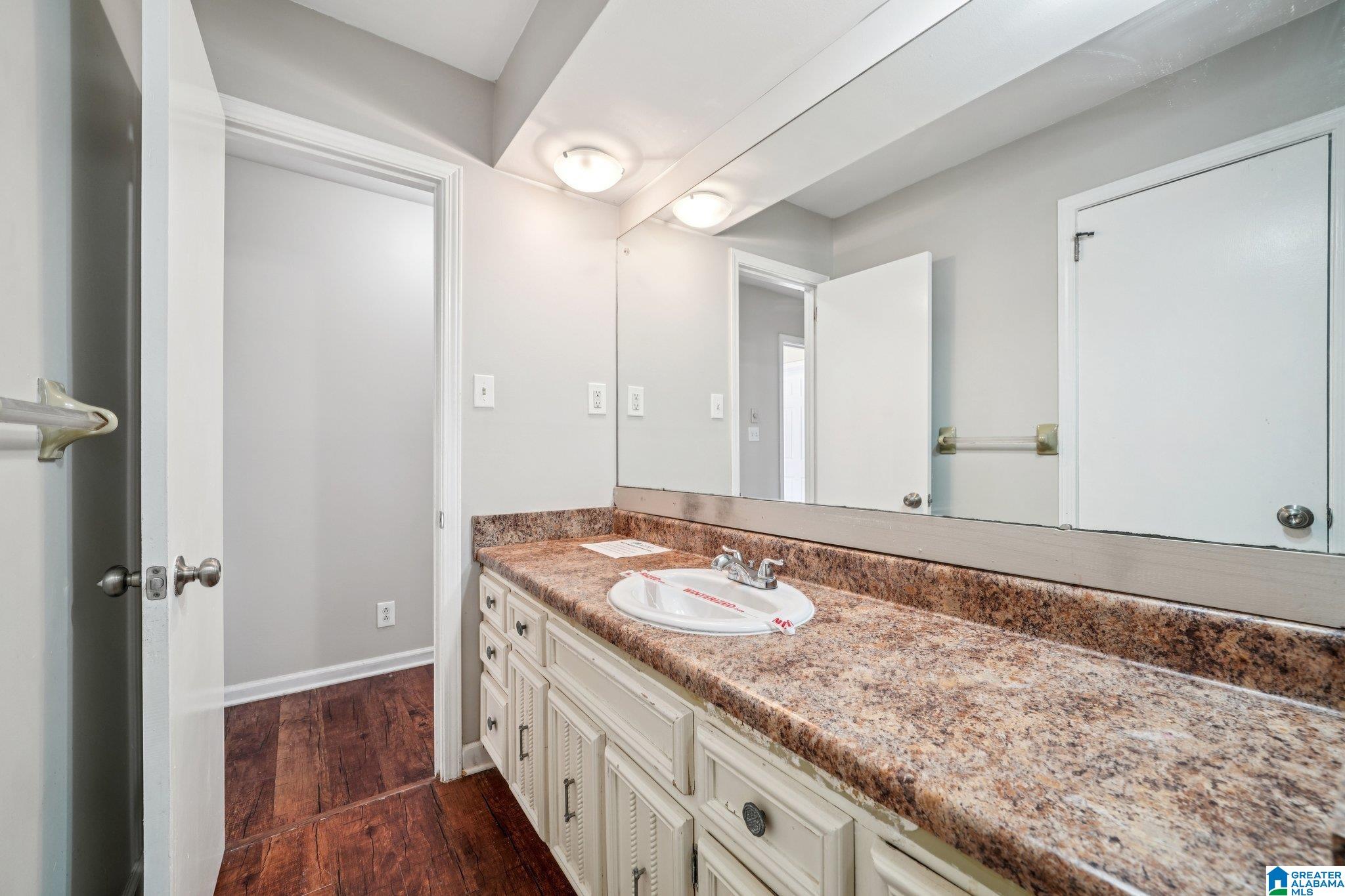 908 Rockingham Road Birmingham, AL 35235 - Photo 32 of 59
