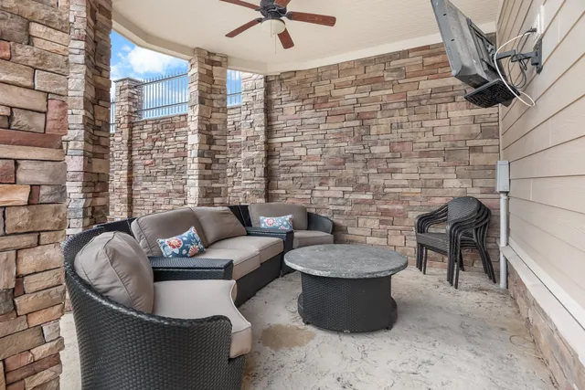 $1,299,999 | 97 Crawfish Lane, Lawrenceburg, TN 38464