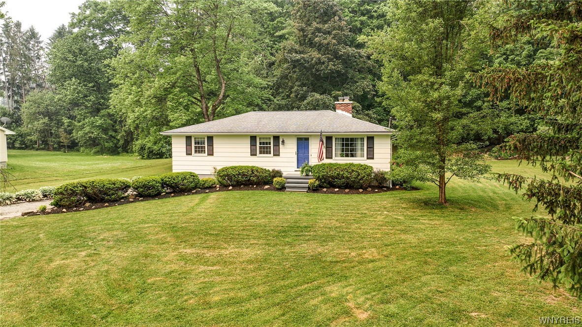 530 Ostrander Road Elma, NY 14052 - Photo 1 of 31