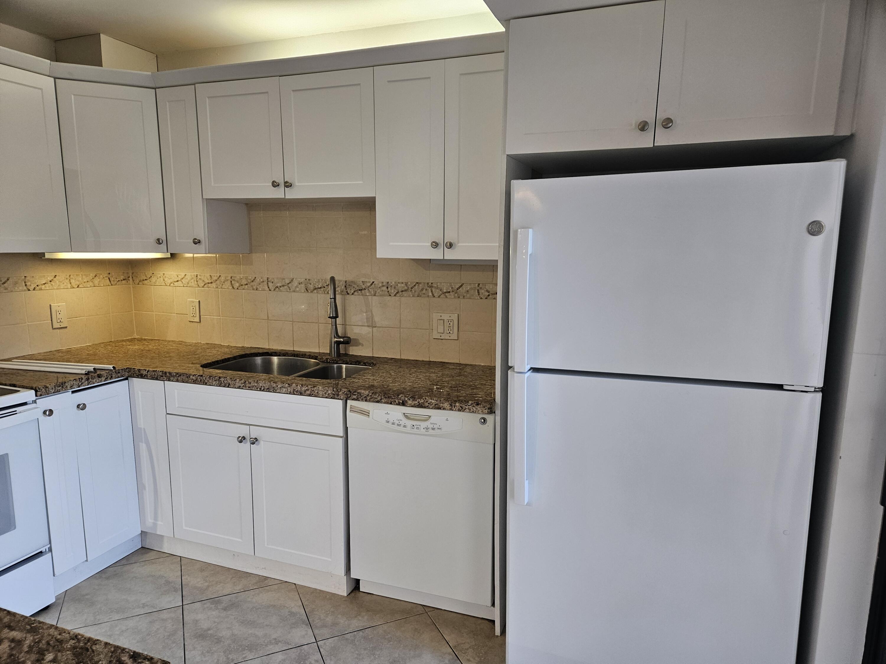 3900 County Line Road, Unit 10A Jupiter, FL 33469 - Photo 2 of 18 20240220_145729