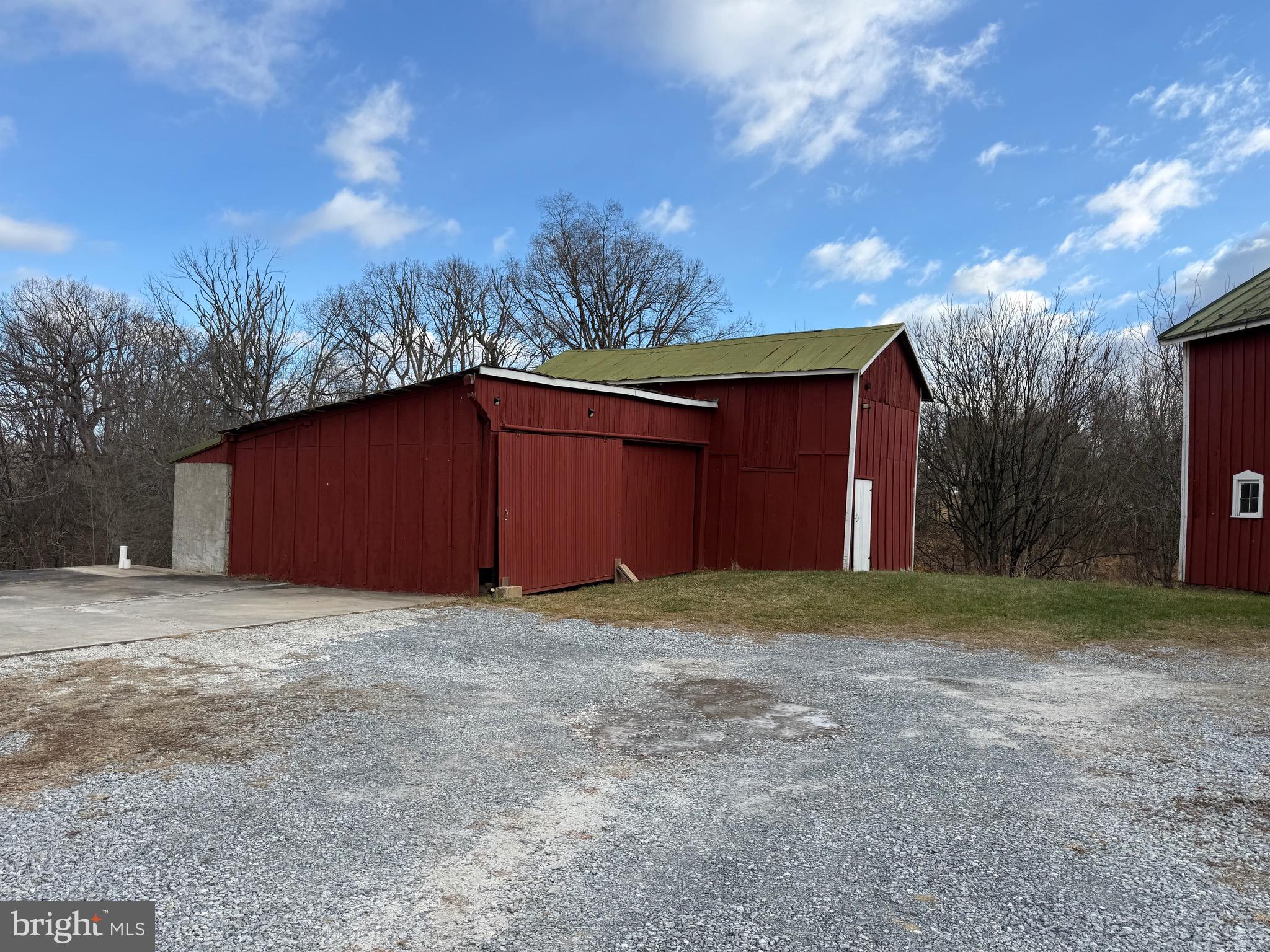 4047 Ridge Road Westminster, MD 21157 - Photo 11 of 33