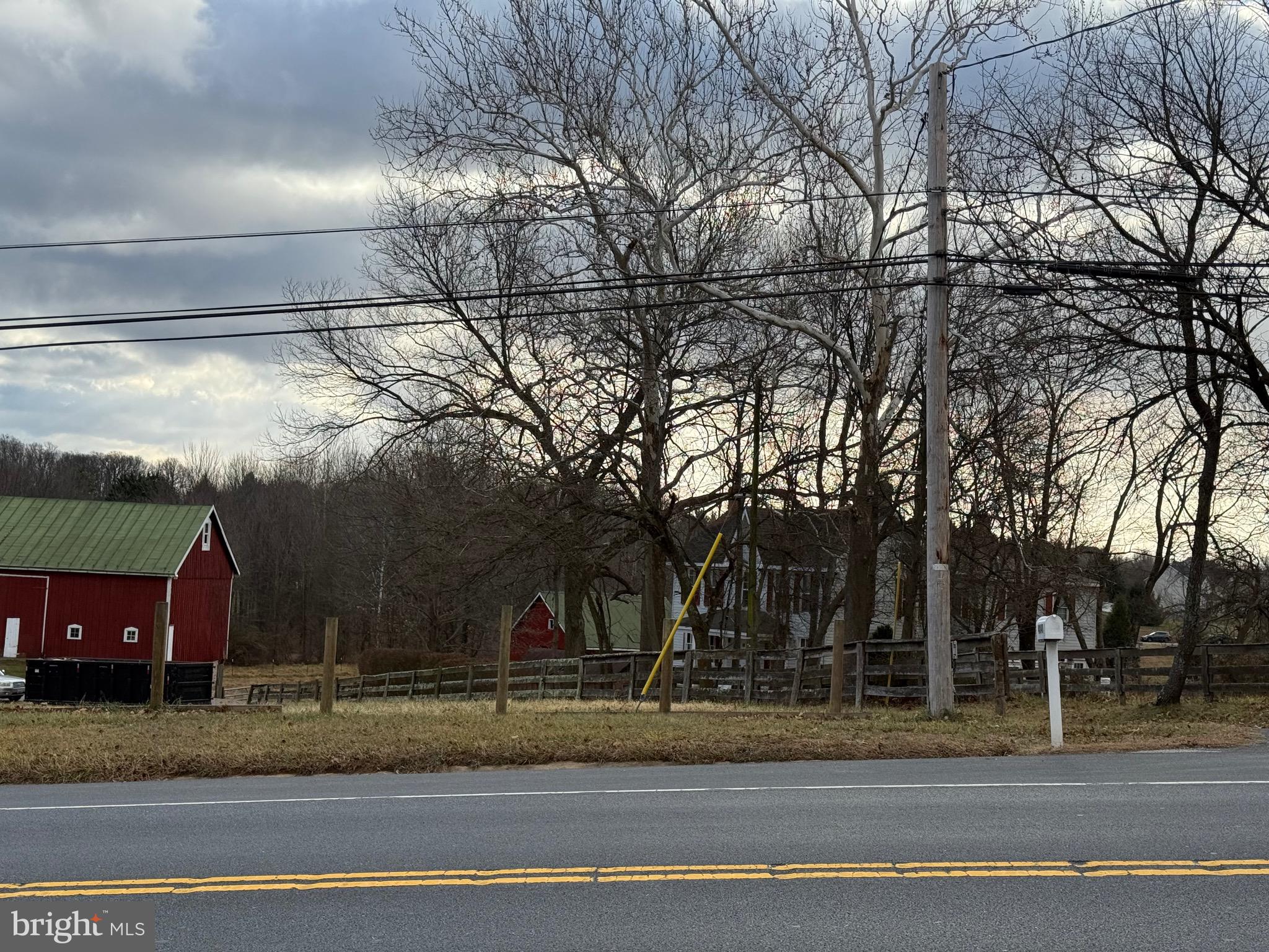 4047 Ridge Road Westminster, MD 21157 - Photo 111 of 112 a view of a house with a yard and garage