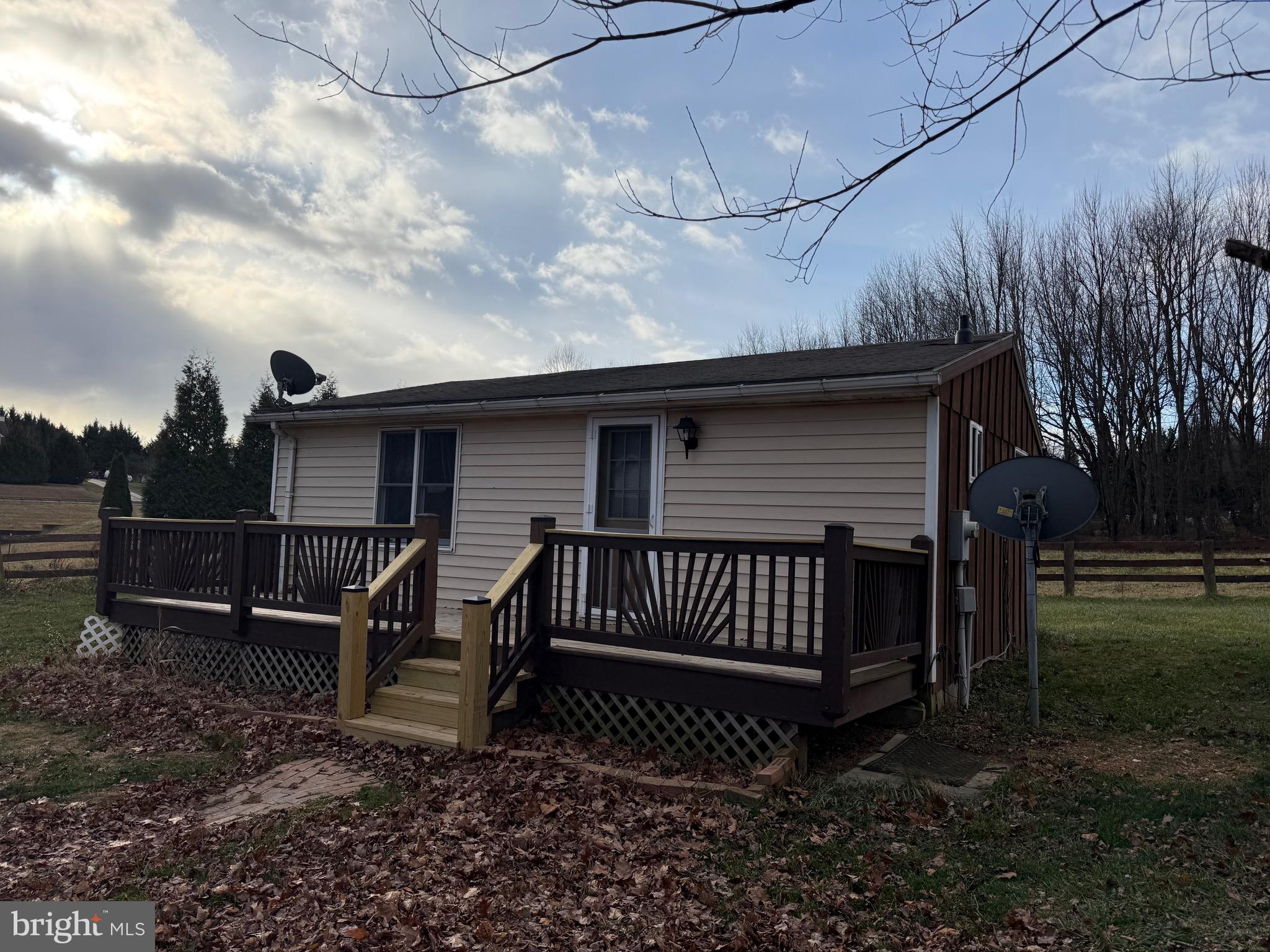 4047 Ridge Road Westminster, MD 21157 - Photo 20 of 33