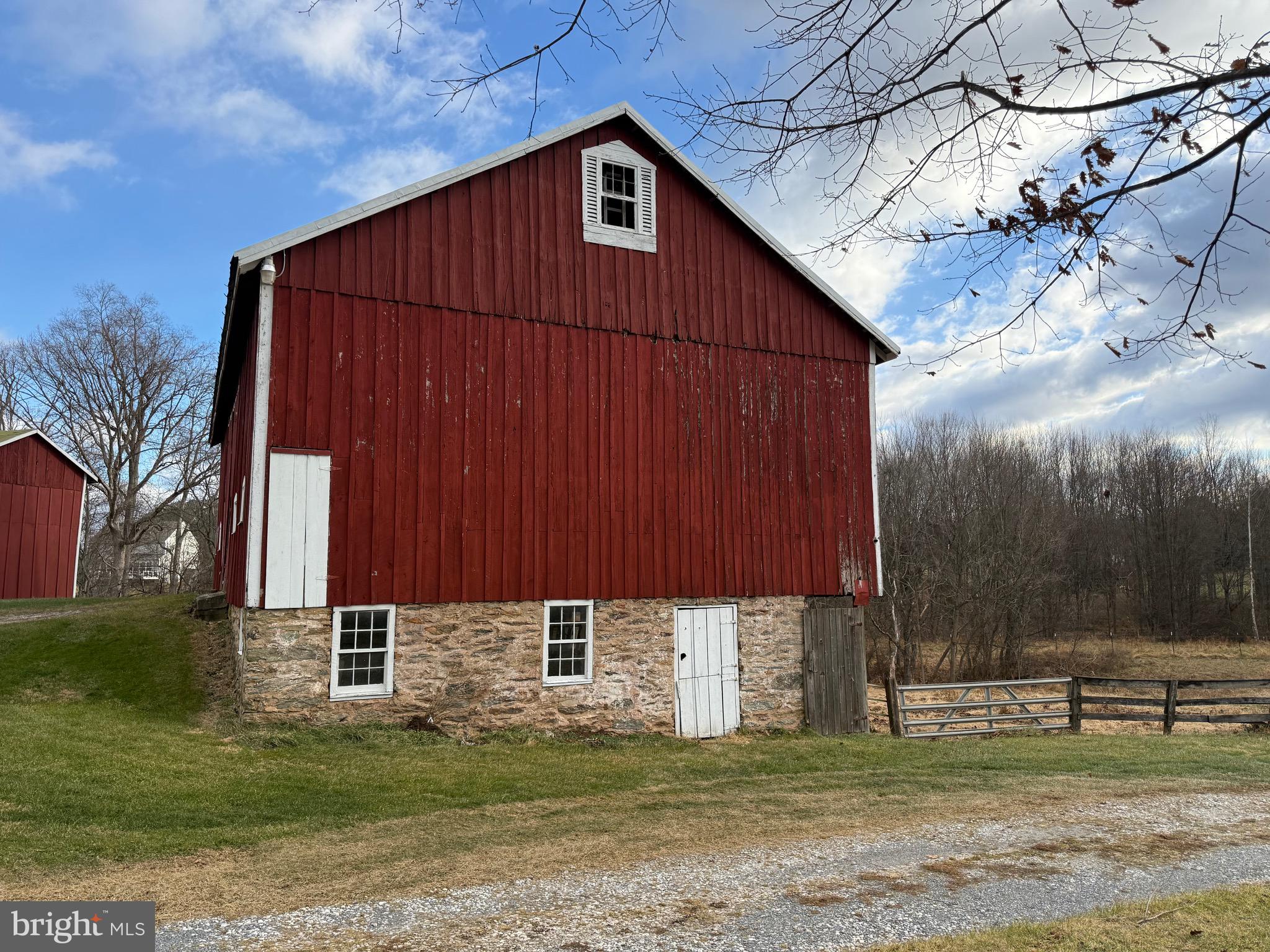 4047 Ridge Road Westminster, MD 21157 - Photo 4 of 33