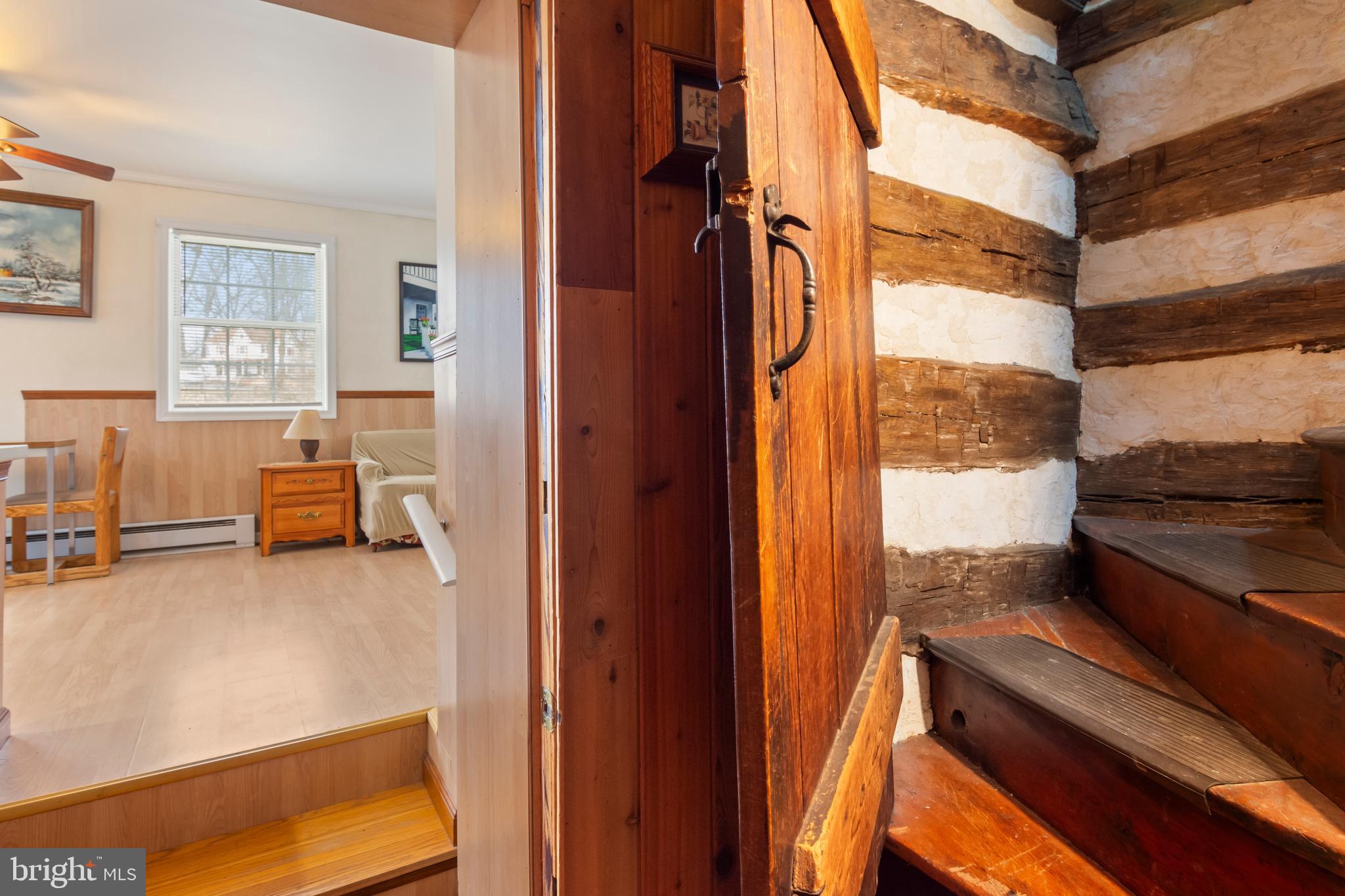 4047 Ridge Road Westminster, MD 21157 - Photo 41 of 112 a view of utility room and living room