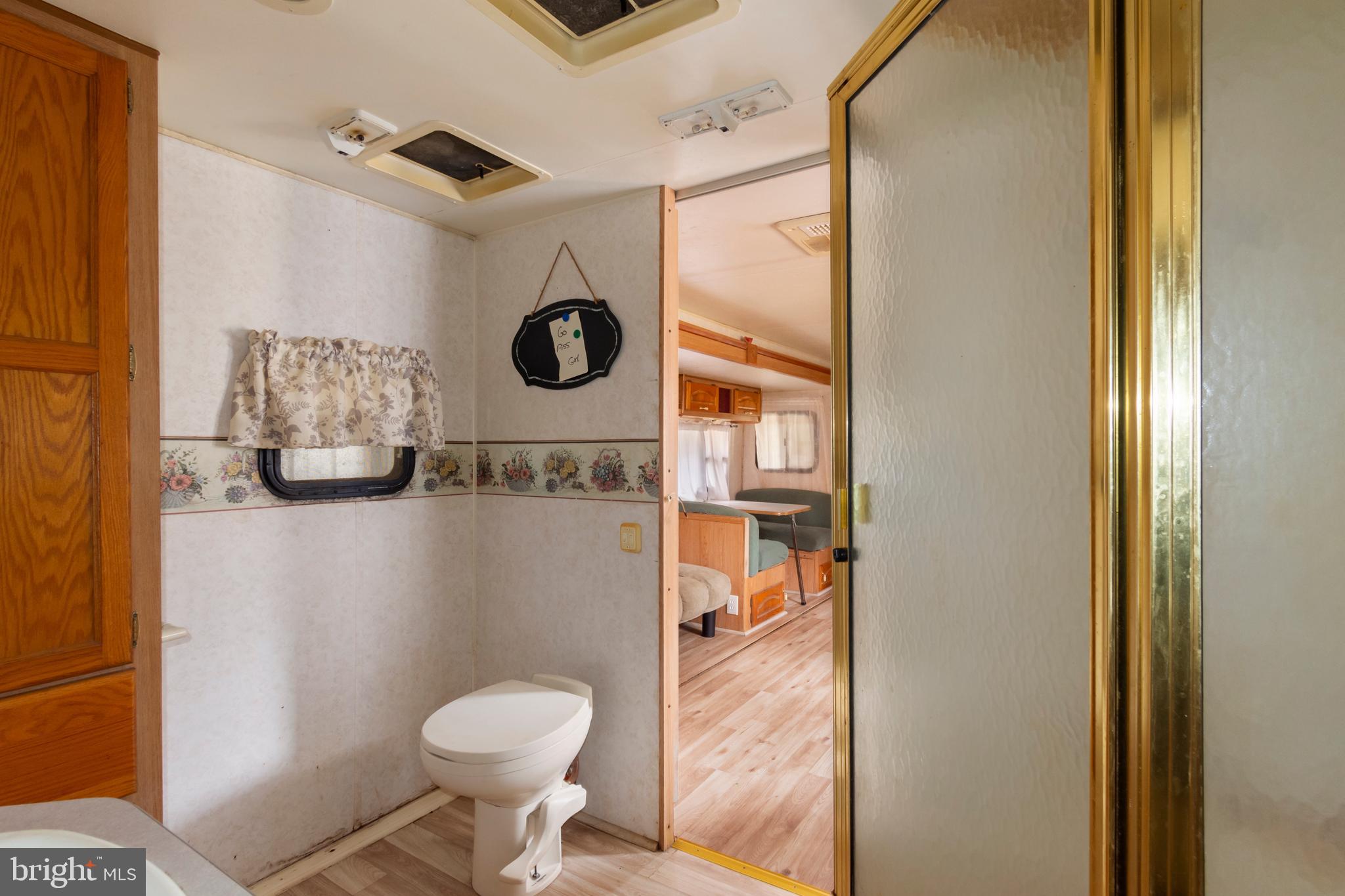 4047 Ridge Road Westminster, MD 21157 - Photo 98 of 112