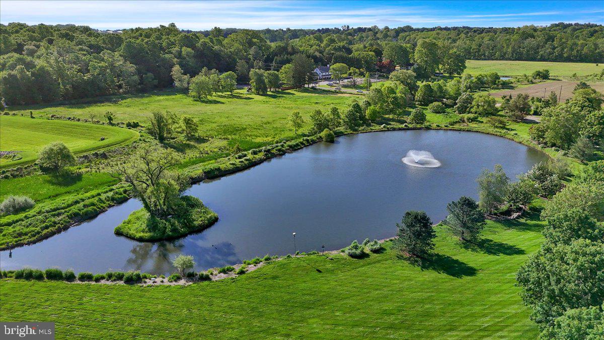 213 Aster Circle Kennett Square, PA 19348 - Photo 31 of 39 an aerial view of a garden