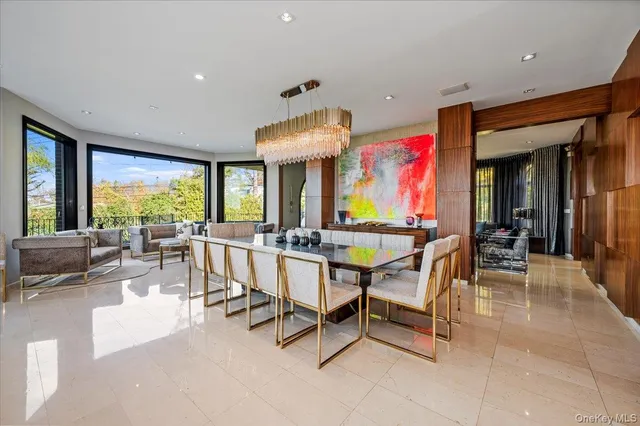 $18,000 | 25 Edgewater Lane, Great Neck, NY 11023