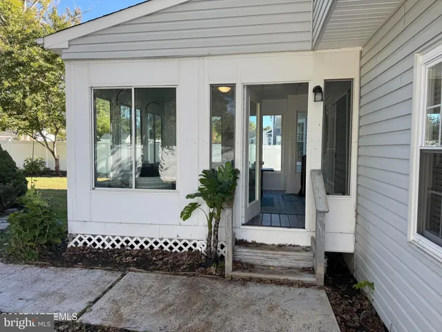 $3,700 | 90 Atlantis Avenue, Manahawkin, NJ 08050
