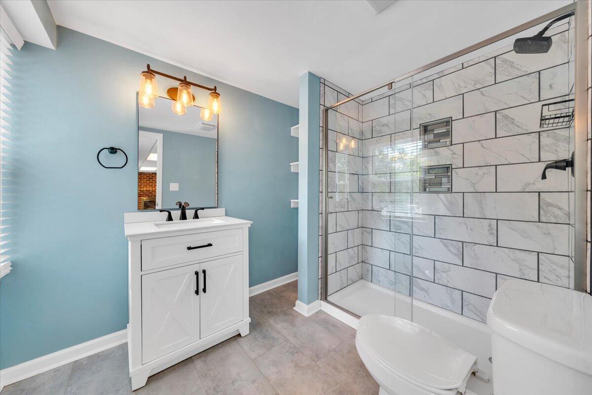 2704 Summit Ridge Road Northeast Roanoke, VA 24012 - Photo 56 of 82 56-MIB04158