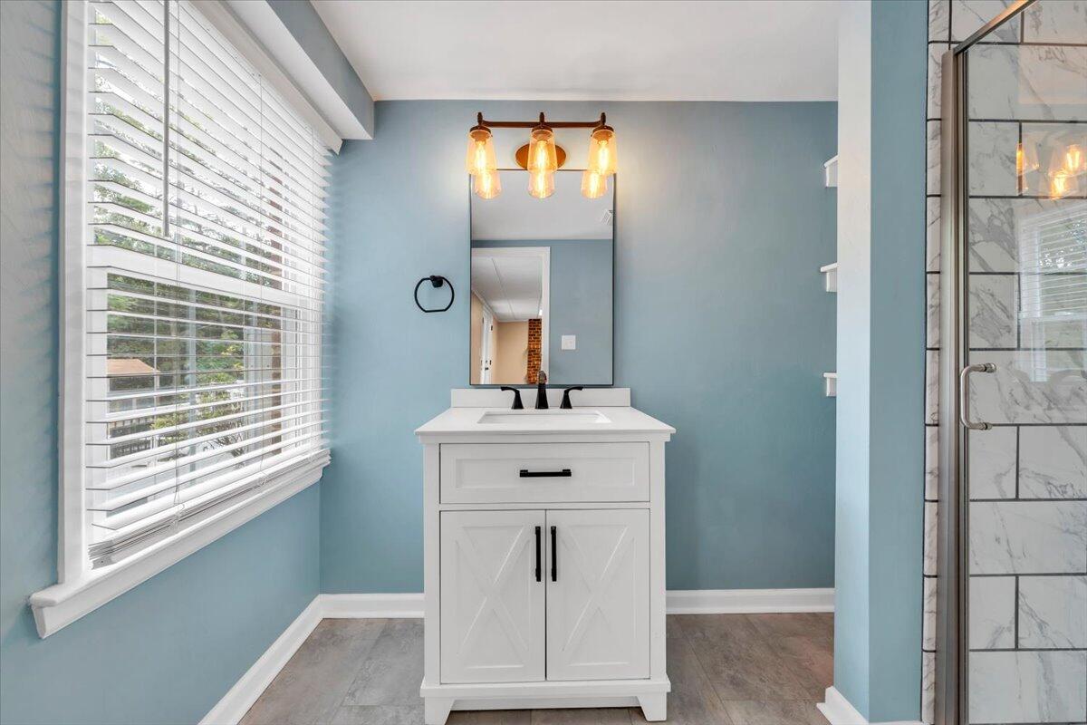 2704 Summit Ridge Road Northeast Roanoke, VA 24012 - Photo 57 of 82 57-MIB04164